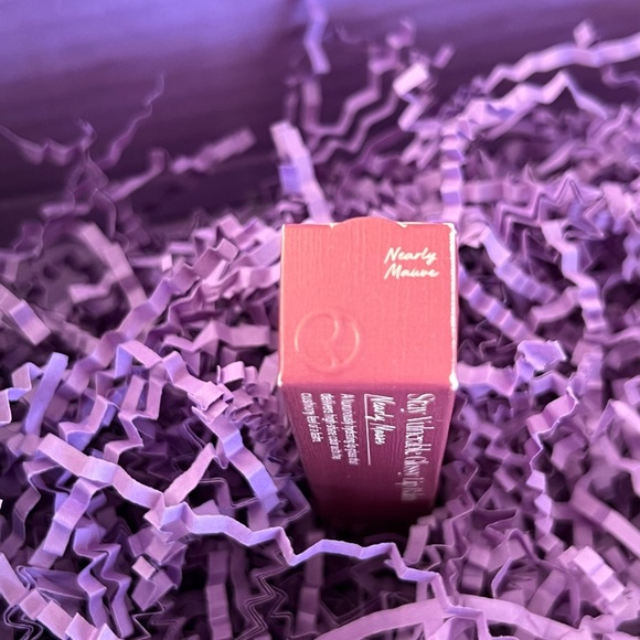 Rare Beauty Stay Vulnerable Glossy Lip Balm in Nearly Mauve - Picture 3 of 10